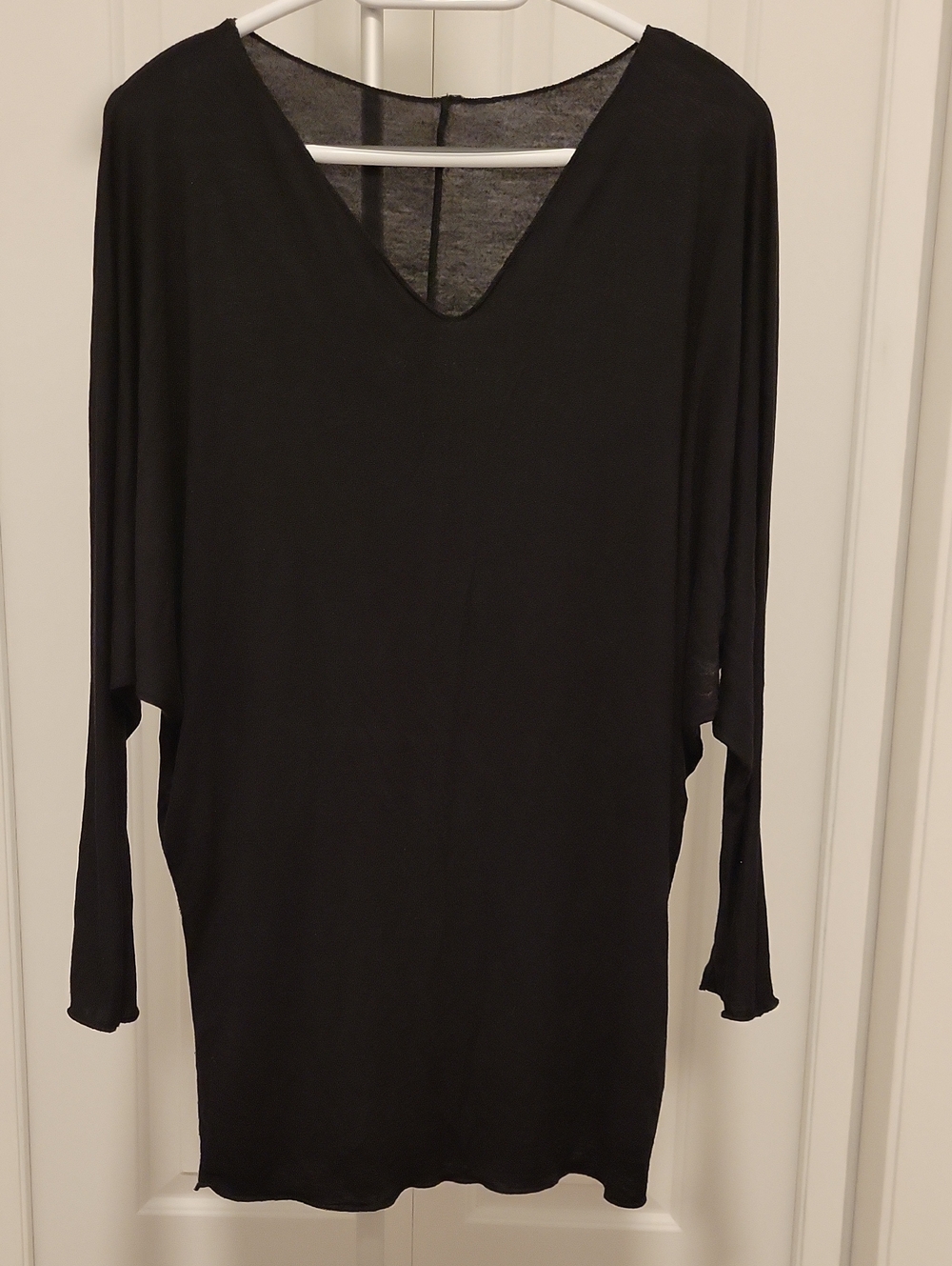 Black Dolman Sleeve V-Neck Tunic Top